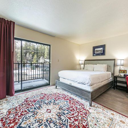 Charming Queen Studio Deluxe W/Balcony #233 At Donner Lake Village Тракі Екстер'єр фото