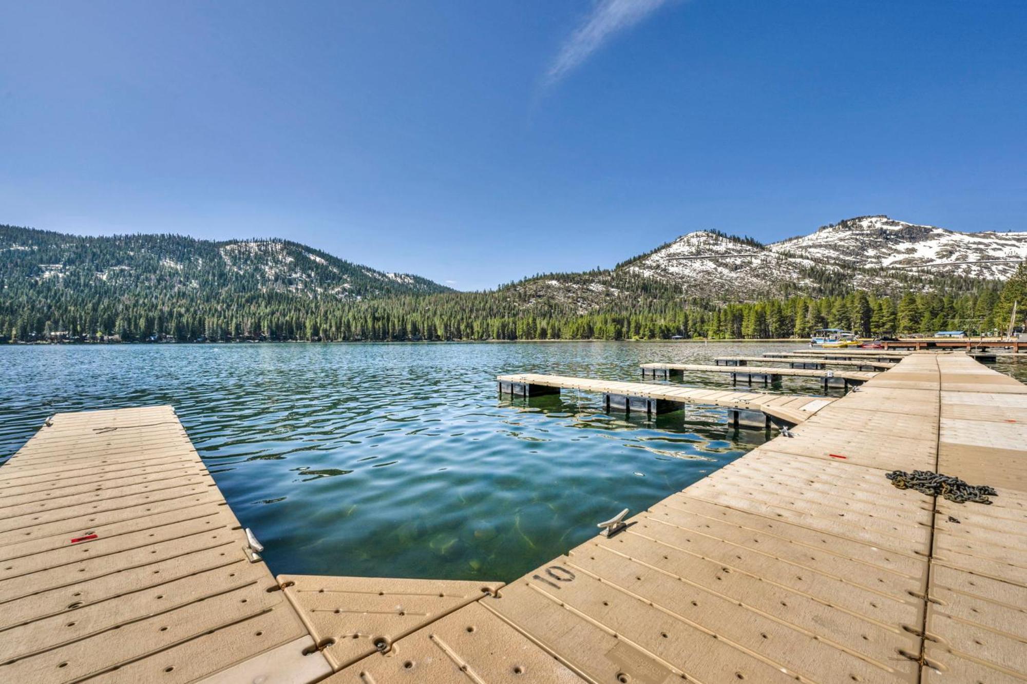 Charming Queen Studio Deluxe W/Balcony #233 At Donner Lake Village Тракі Екстер'єр фото